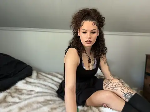 snowbunnyxs online show from April 2026 02:22:02 PM