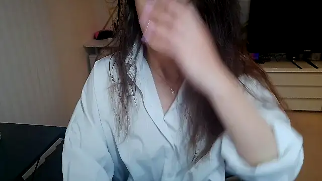 Snapshot of khalessi13 chatting on May 2026 09:33:02 PM khalessi13 online show from May 2026 09:33:02 PM