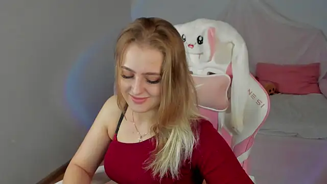 EllaBells online show from May 2026 05:05:02 AM