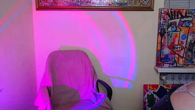 MonikPoli online show from May 2026 06:04:01 PM
