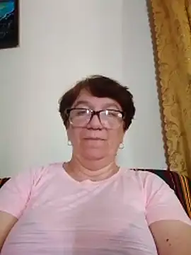 Snapshot of KetQueen101 chatting on May 2026 06:40:02 AM KetQueen101 online show from May 2026 06:40:02 AM