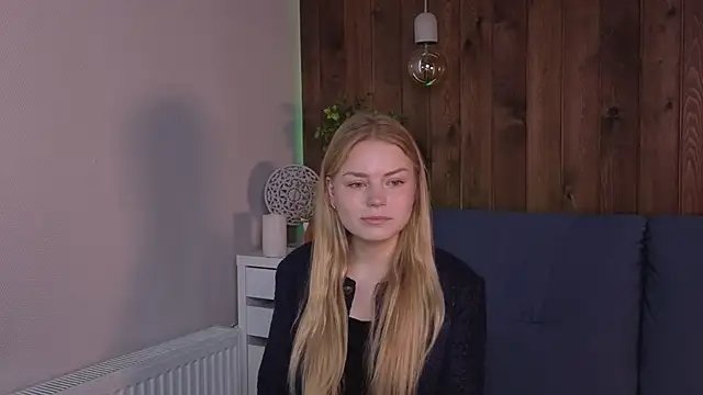 LavonaMadlem online show from May 2026 08:34:01 AM