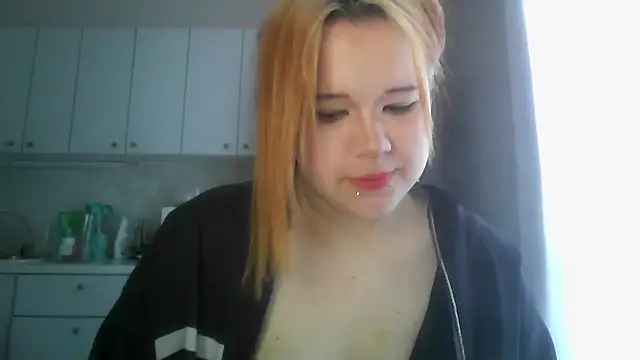 Amanda Mia  online show from June 2026 07:51:01 AM