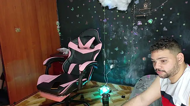 TinyCuckSph online show from May 2026 02:08:02 AM