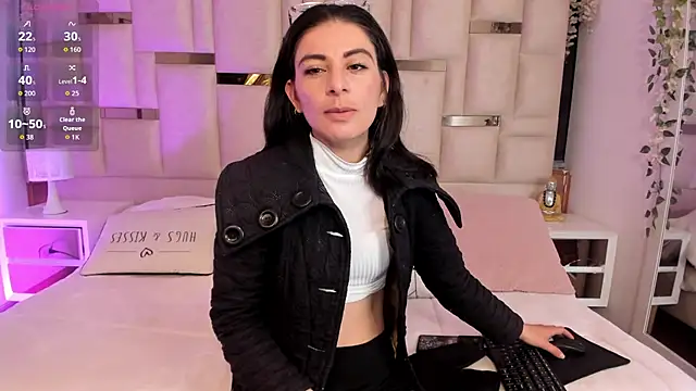 mariana  thompson online show from July 2026 03:04:01 AM