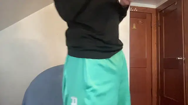 Outofhisleague  online show from April 2026 02:36:02 PM