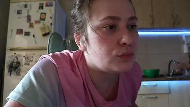 BettyRussian online show from June 2026 05:12:01 AM