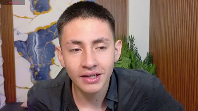 Snapshot of Andres_Tay chatting on June 2026 02:03:02 AM Andres Tay online show from June 2026 02:03:02 AM