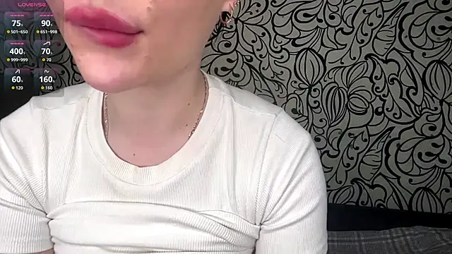 CrystalMuze online show from June 2026 01:46:01 PM