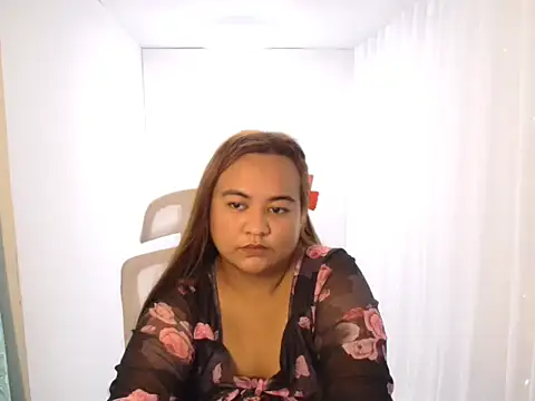 Czarinna online show from April 2026 05:52:01 PM