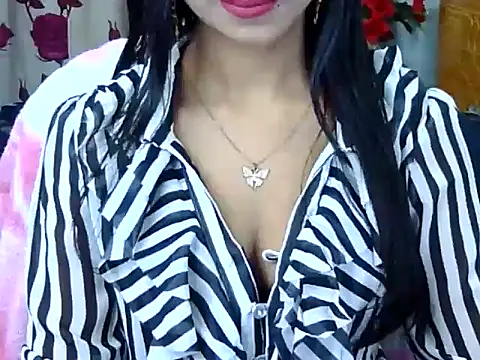 Alina Nur online show from May 2026 10:15:02 PM