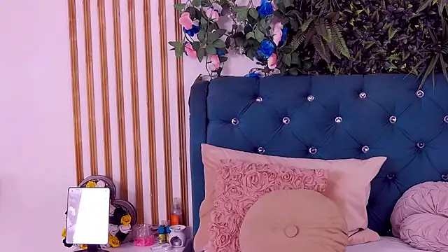 CherryMuse  online show from June 2026 04:28:01 AM