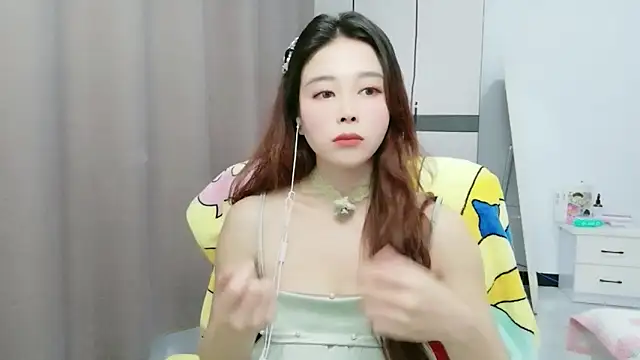 xiaoxiaohong030 online show from June 2026 03:23:02 PM
