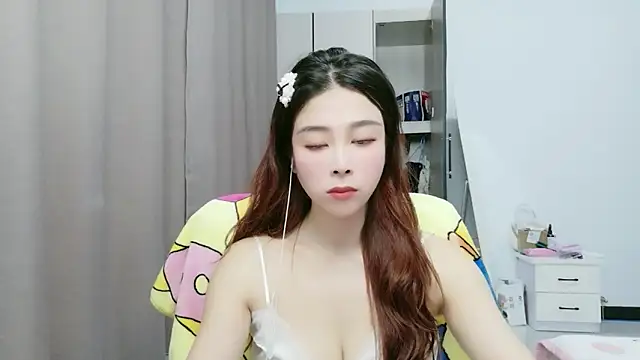 xiaoxiaohong030 online show from June 2026 02:30:01 PM