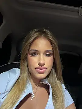 Snapshot of jessicablondexxx chatting on August 2026 09:29:02 PM jessicablondexxx online show from August 2026 09:29:02 PM