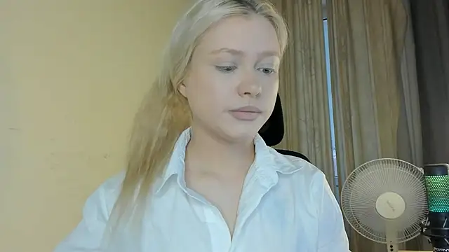 MidnightPoise online show from June 2026 04:59:02 AM