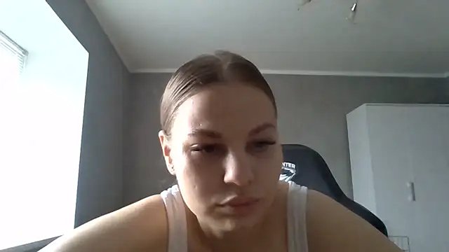  Linsyy ee  online show from May 2026 09:25:01 AM