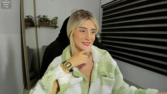 Snapshot of Jessica_lisbon chatting on May 2026 02:32:02 PM Jessica lisbon online show from May 2026 02:32:02 PM