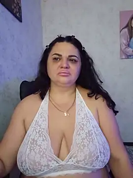 -CUTE-EVVIL- online show from June 2026 06:44:01 PM
