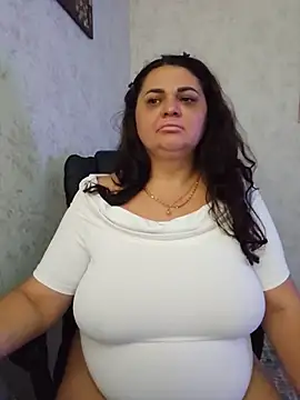 -CUTE-EVVIL- online show from July 2026 06:06:02 PM