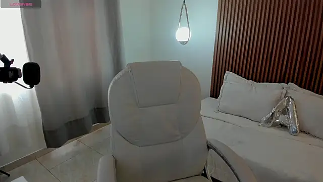 Gingerr Bliss online show from April 2026 11:38:01 AM