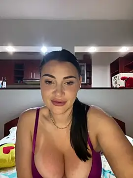 AylaSparkk online show from May 2026 08:48:02 PM