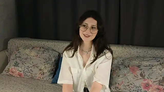 SaintMental online show from April 2026 05:10:02 PM