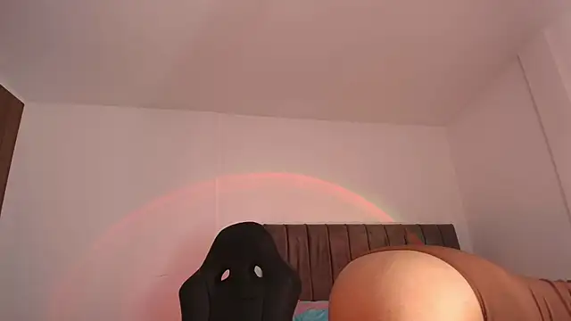 Nerea- online show from May 2026 01:11:02 AM