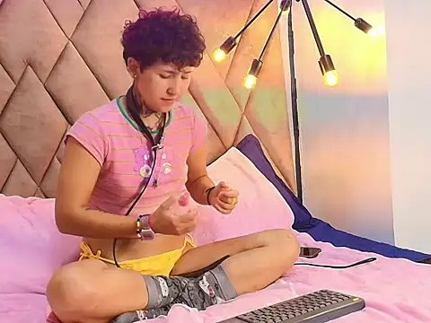 Zoe-xox online show from April 2026 10:37:02 PM