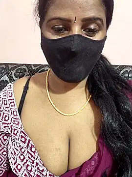 Snapshot of Sunitha-tamilponu chatting on April 2026 06:14:02 PM Sunitha-tamilponu online show from April 2026 06:14:02 PM