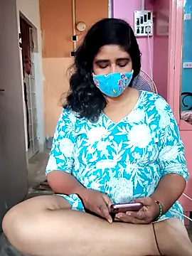 Snapshot of Rulali_44 chatting on June 2026 04:33:02 AM Rulali 44 online show from June 2026 04:33:02 AM
