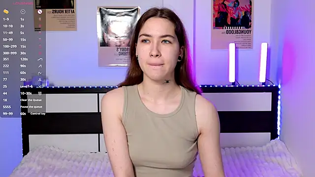 EvaAndLuna online show from May 2026 12:19:01 AM