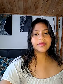 vaioletpoet online show from April 2026 05:54:02 PM