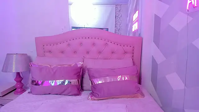 LindaaCherry online show from May 2026 03:13:02 AM
