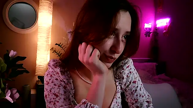 Snapshot of she_tora69 chatting on June 2026 09:35:02 PM she tora69 online show from June 2026 09:35:02 PM