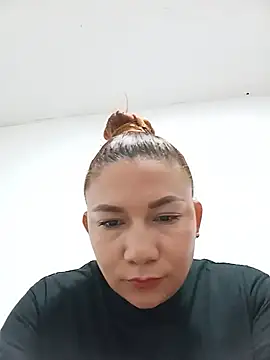 Snapshot of Luna_Morch chatting on June 2026 11:57:01 PM Luna Morch online show from June 2026 11:57:01 PM