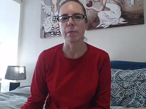 Snapshot of blondiesin50 chatting on May 2026 06:44:01 AM blondiesin50 online show from May 2026 06:44:01 AM