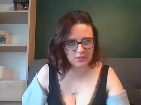 sensual paris online show from May 2026 05:37:01 AM