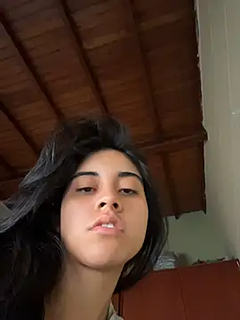 Snapshot of mia_moonna chatting on June 2026 01:57:02 PM mia moonna online show from June 2026 01:57:02 PM