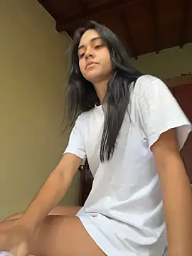 Snapshot of mia_moonna chatting on July 2026 12:11:01 PM mia moonna online show from July 2026 12:11:01 PM