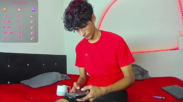 liammendoza98 online show from April 2026 11:16:02 AM