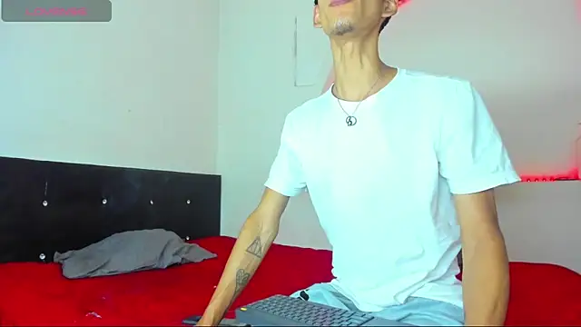 liammendoza98 online show from May 2026 12:04:02 PM