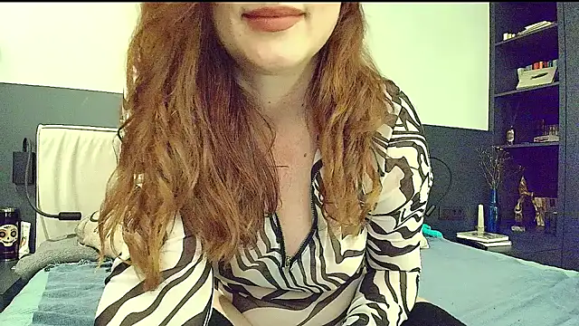 Snapshot of Peachy_ chatting on December 2024 08:19:02 AM Peachy online show from December 2024 08:19:02 AM