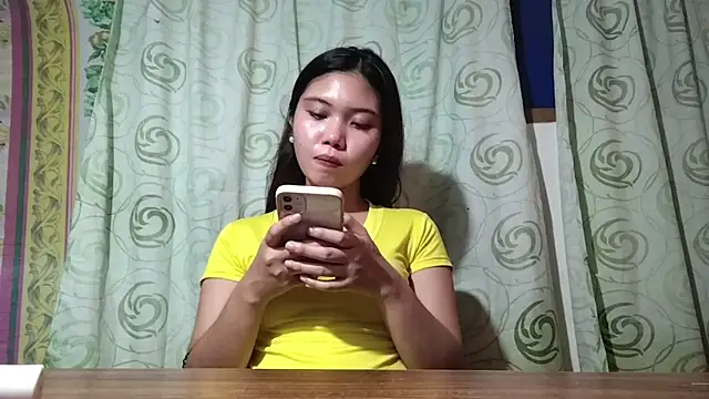 Snapshot of RegenaKhanponaphan chatting on May 2026 01:13:01 AM RegenaKhanponaphan online show from May 2026 01:13:01 AM