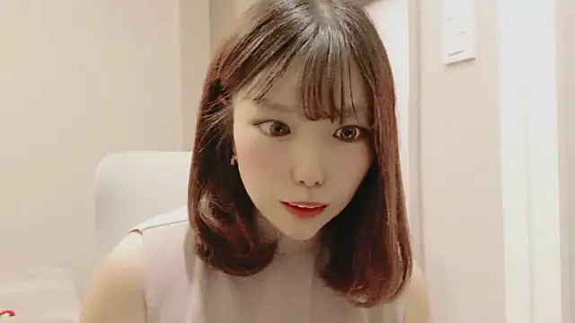 Snapshot of hono__38 chatting on May 2026 12:23:02 PM hono 38 online show from May 2026 12:23:02 PM