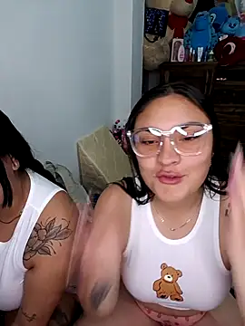 Snapshot of -brendda- chatting on May 2026 03:57:02 AM -brendda- online show from May 2026 03:57:02 AM