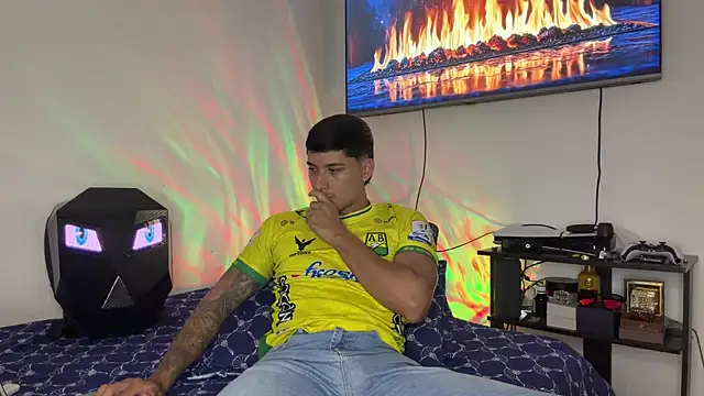 SexxxySquirterStev777 online show from May 2026 12:35:02 PM