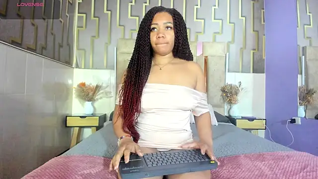 ashly ruiz online show from June 2026 08:42:01 PM