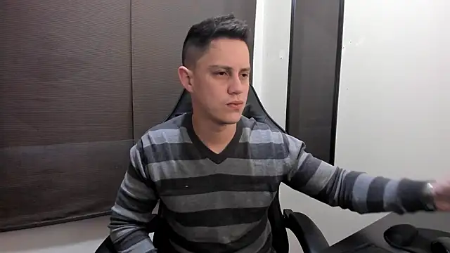 Snapshot of KendricTorres chatting on July 2026 12:55:01 PM KendricTorres online show from July 2026 12:55:01 PM