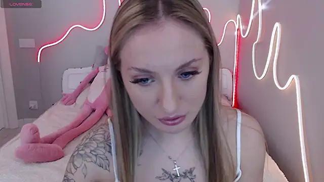 MirrraMisss online show from May 2026 03:19:01 PM